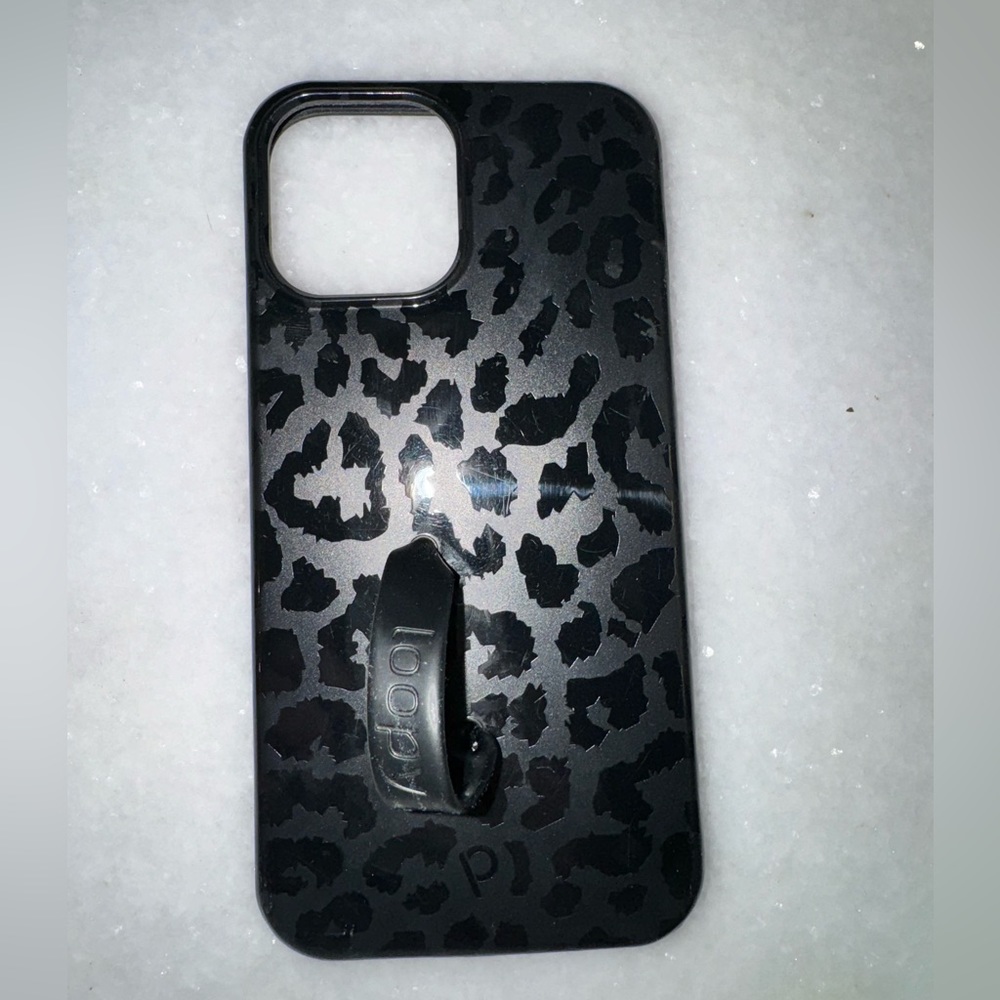 iPhone 13 Pro Max loopy